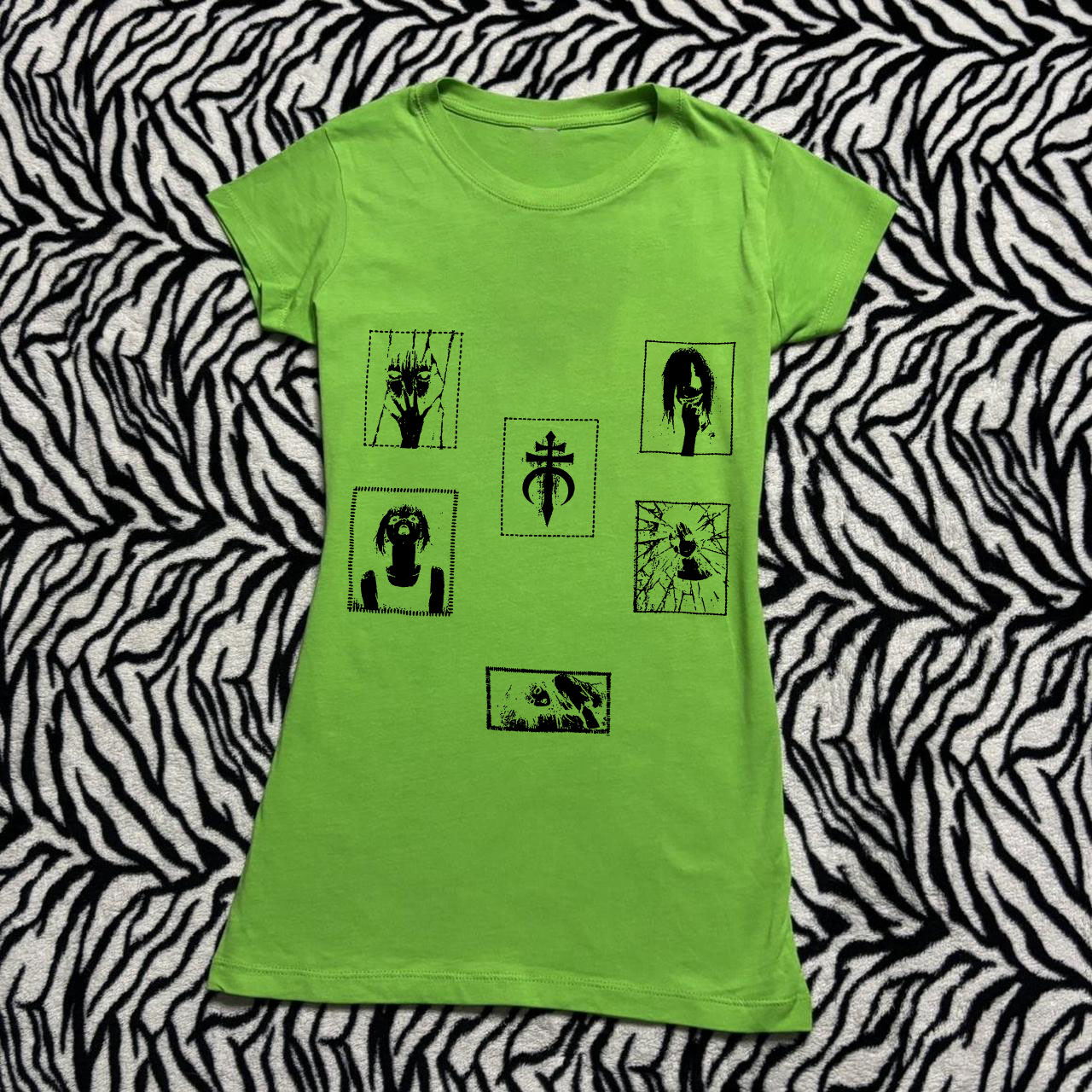 2000s Vintage Women's Crop Top - đánh giá và giá Y2K Graphic Baby Tee Crop